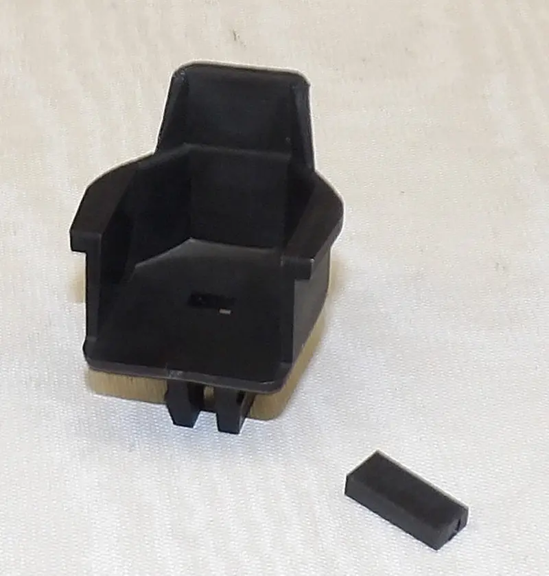 1/16 Black Plastic Seat Part – Fits Case Tractor Replicas
