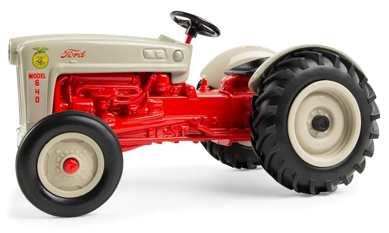 1/16 Ford 640 Tractor with FFA Logo – Vintage Farm Model