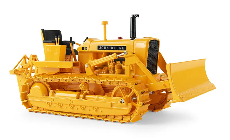 1/16 Scale John Deere 1010 Crawler Tractor with Blade & Ripper – Prestige Collection