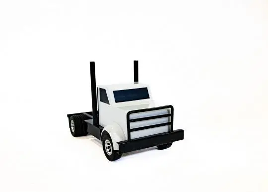 1/16 Scale Semi-Truck Cab Die-Cast Model