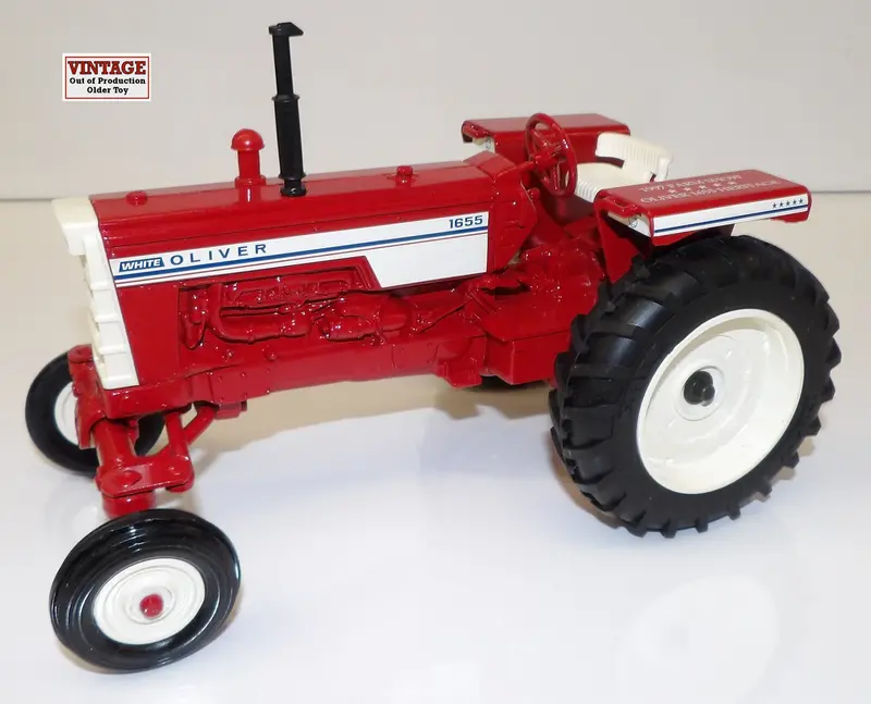 1/16 Scale White Oliver 1655 Narrow-Front Tractor – 1997 Farm Show Edition #2031TA