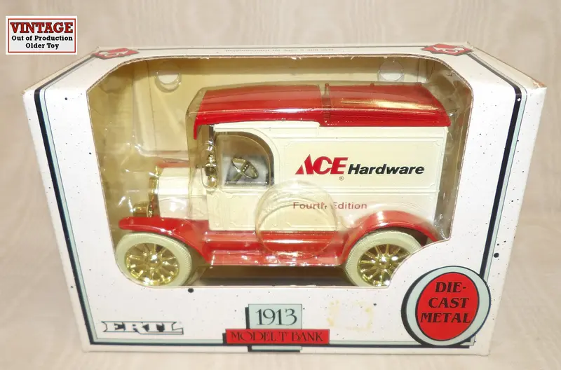1/25 Ace Hardware 1913 Ford Model T Bank – Vintage-Style Coin Storage Replica