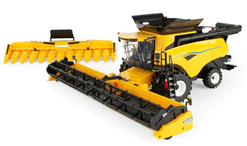 1/32 New Holland CR9.90 Combine Featuring Grain and Corn Heads – Prestige Collection #13973