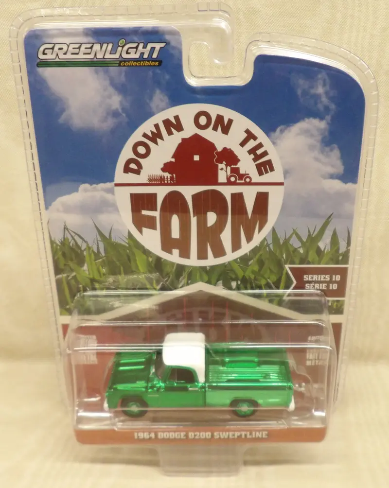 1/64 Dodge D-200 Sweptline Pickup – Green Chrome Chase Variant
