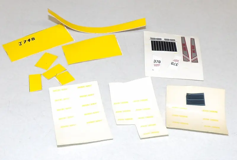 1/64 John Deere & Mixed Brand Decal Pack – Ungraded Condition