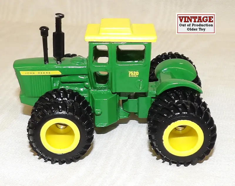 1/64 Scale John Deere 7520 4WD Tractor with Dual Rear Wheels – Custom-Built, AS-IS