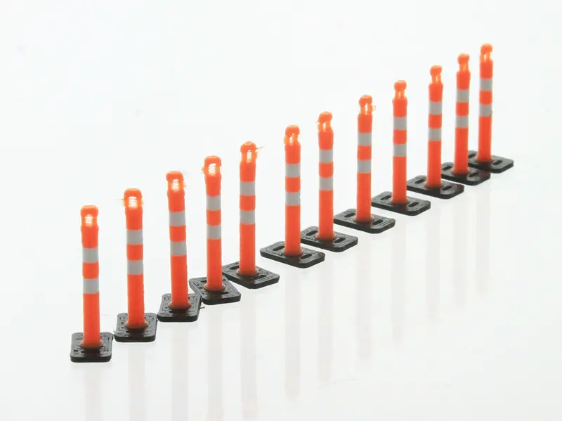 1/64 Scale Lane Delineation Markers – 12-Piece Road Safety Set – #64-108-OR