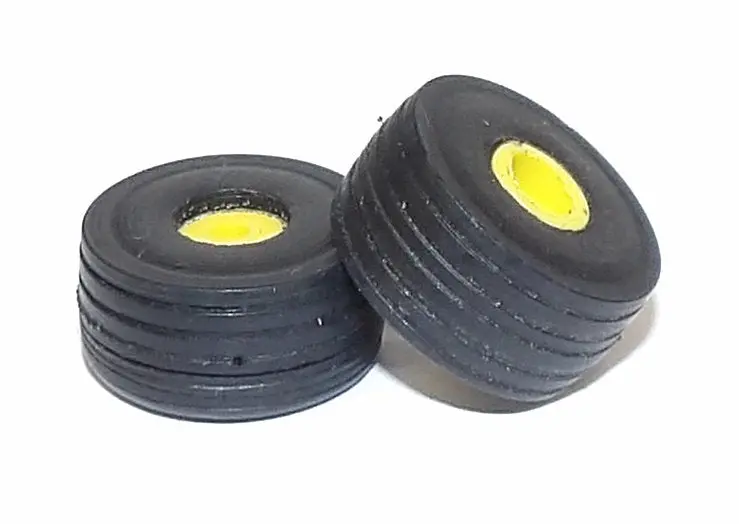 1/64 Scale Rubber Tires with Yellow Rims – 11/16″ x 5/8″ (Model #SY208)