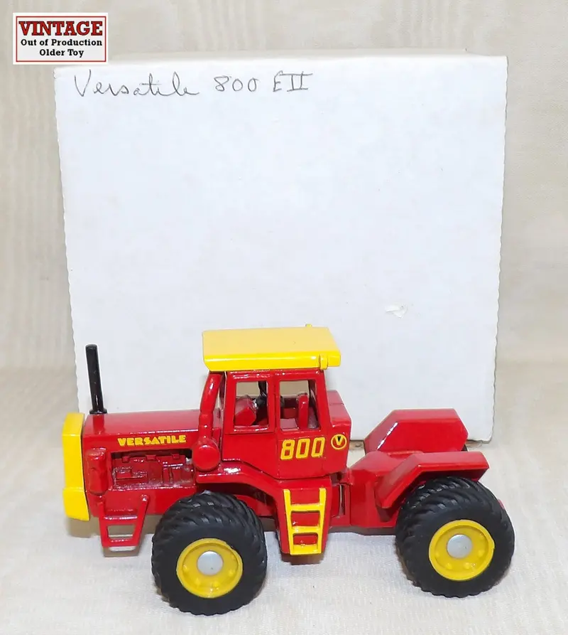 1/64 Scale Versatile 800 4WD Tractor with Duals – Hand-Crafted, AS-IS