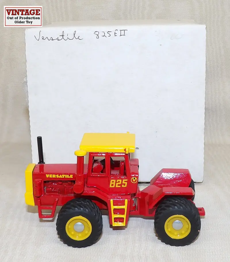 1/64 Scale Versatile 825 4WD Tractor with Dual Rear Wheels – Custom Assembly