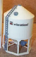 1/64 Wheatland Model 1610 Grain Bin Kit – Compact Hopper-Bottom Grain Storage Model (#1610W)