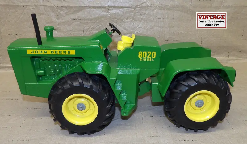 1:16 Custom-Built John Deere 8020 4WD Tractor – Single-Wheel Configuration