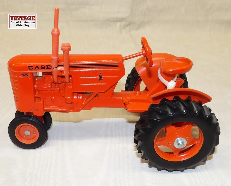 1:16 Scale Case VAC Tractor – Unboxed, As-Is Condition (Model #ZSM318)