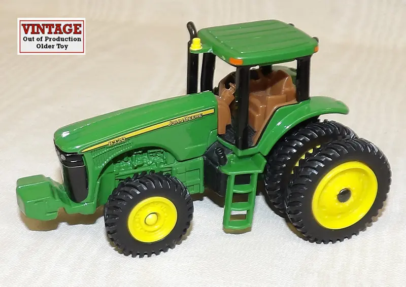 #152991 1/64 John Deere 8320 4WD Tractor with Spacer Duals – No Packaging, Sold As-Is
