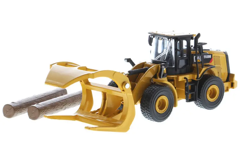 1:64 Caterpillar 950M Wheel Loader – Log Fork & Bucket Attachment Included