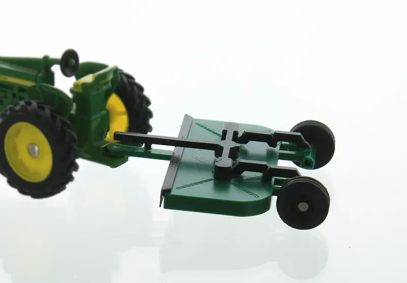 1:64 Green Pull-Type Brush Cutter Tractor Accessory