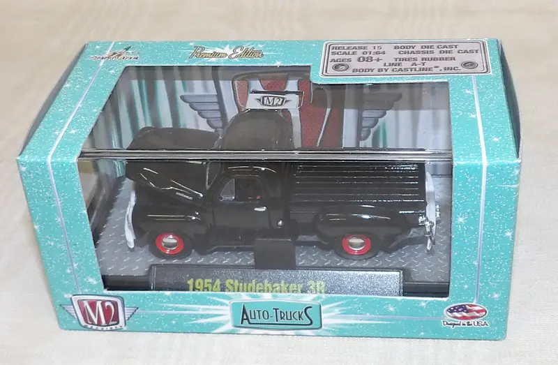 32526 1954 Studebaker 3R Pickup – 1:64 Black Vintage Light-Duty Truck