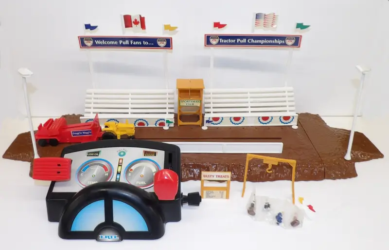4420SY Farm Country Electronic Tractor Pull Set – 1:64 Scale (Used, Nonfunctional Pull Mechanism)