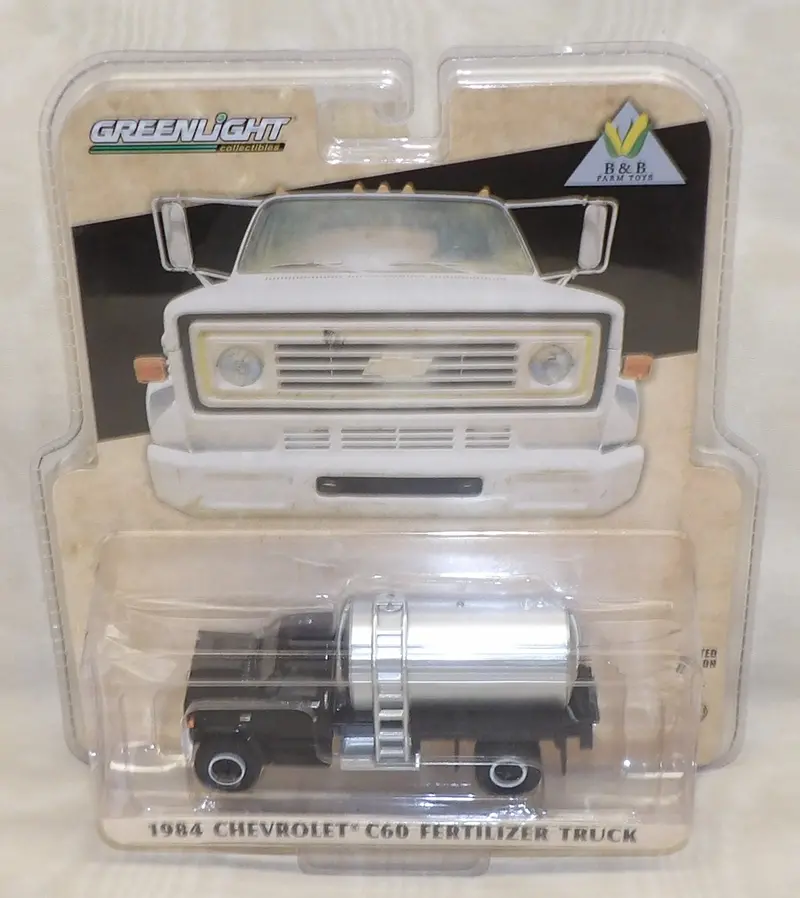 51311-A 1984 Chevrolet C60 Fertilizer Spreader – 1:64 Black Agricultural Truck