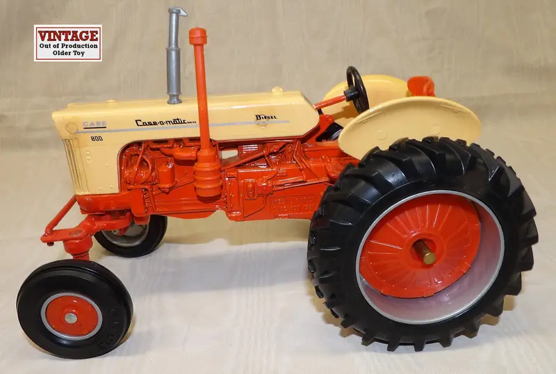 693CU-1 1/16 Scale Custom Case 800 Diesel Tractor – Wide Front Axle (No Box, As-Is)