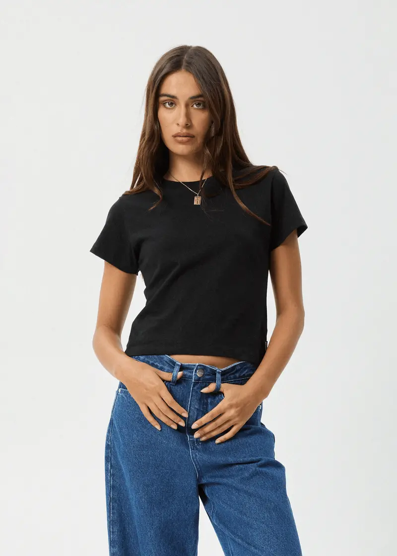 Afends Carmen Baby-Tee – Soft Cotton Fit
