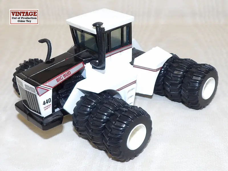 Big Bud 440 4WD Tractor (1:64) – Triple Rear Wheels, Opened Box, Farm Toy Show Variant