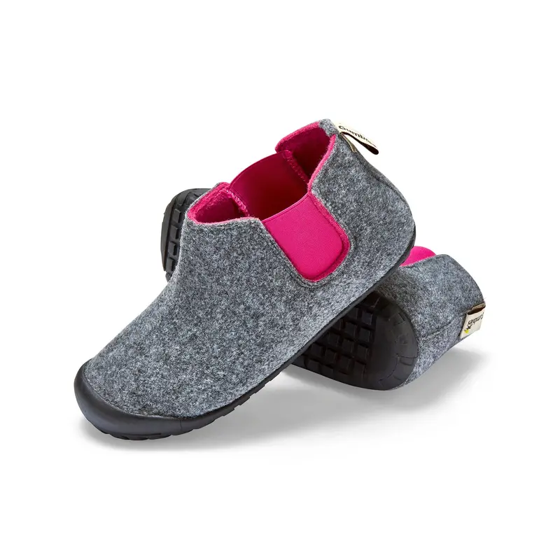 Brumby Women’s Flip-Flops in Grey and Pink