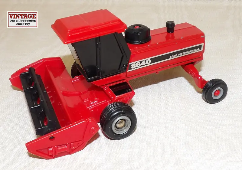 Case-IH 8840 Self-Propelled Windrower – 1:64 Scale, Unboxed & As-Is