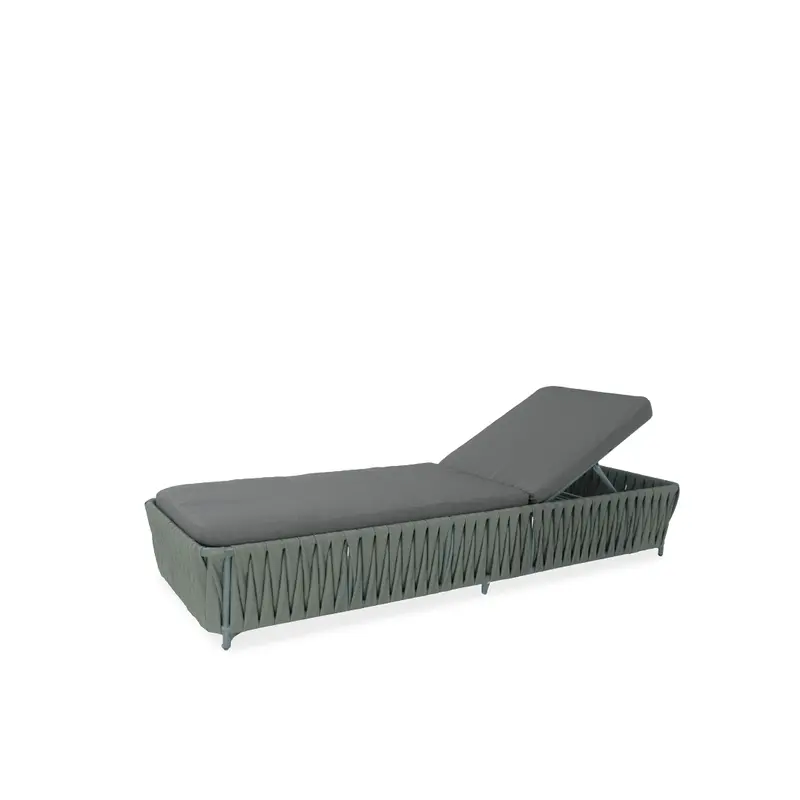 Contemporary Dark Gray Sunbed Featuring Rattan & Metal Construction