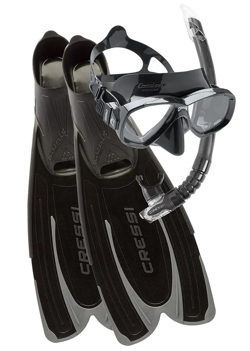 Cressi Agua Snorkeling Combo: Mask, Snorkel & Short Fins (Black)