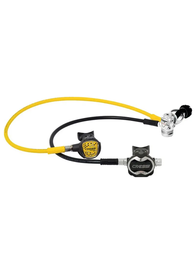 Cressi Cromo T10 Regulator Set – Balanced Yoke-Mount Air Delivery System