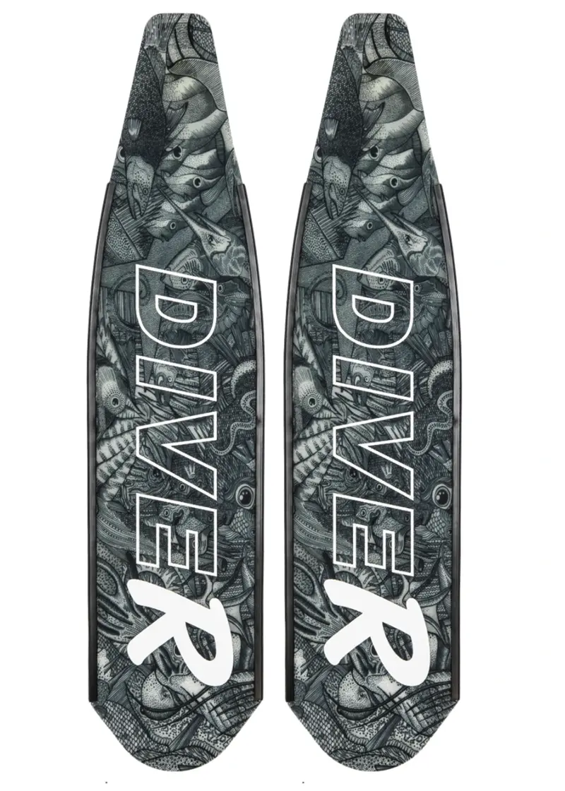 DiveR Carbon Fins – Monochrome Reef Life Pattern