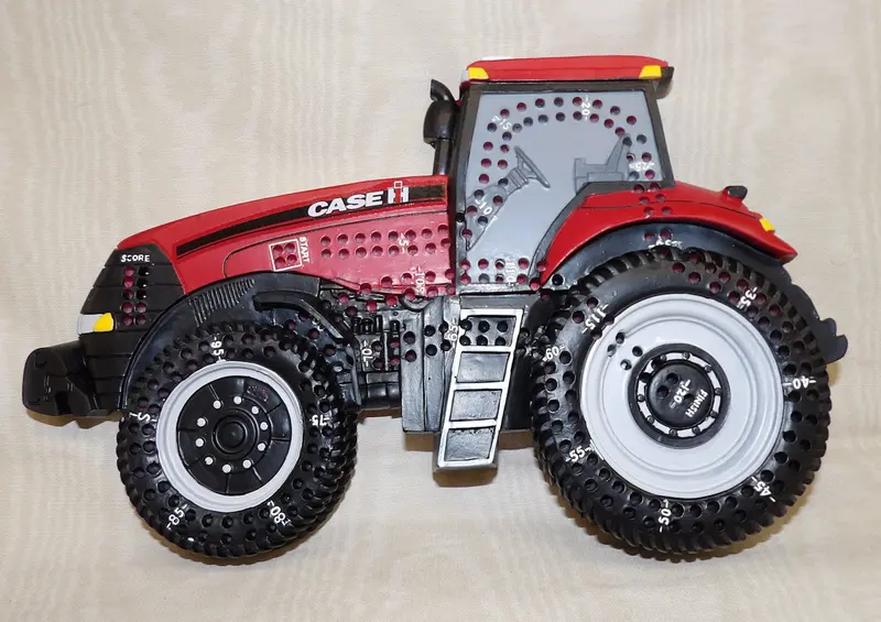 Farmall Case IH Themed Cribbage Board — Vintage-Inspired Wooden Game