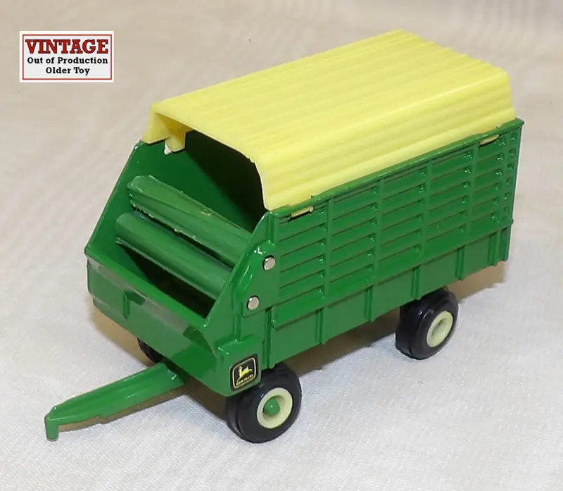 John Deere Forage Wagon – 1/64 Scale, Model #567FO, As-Is