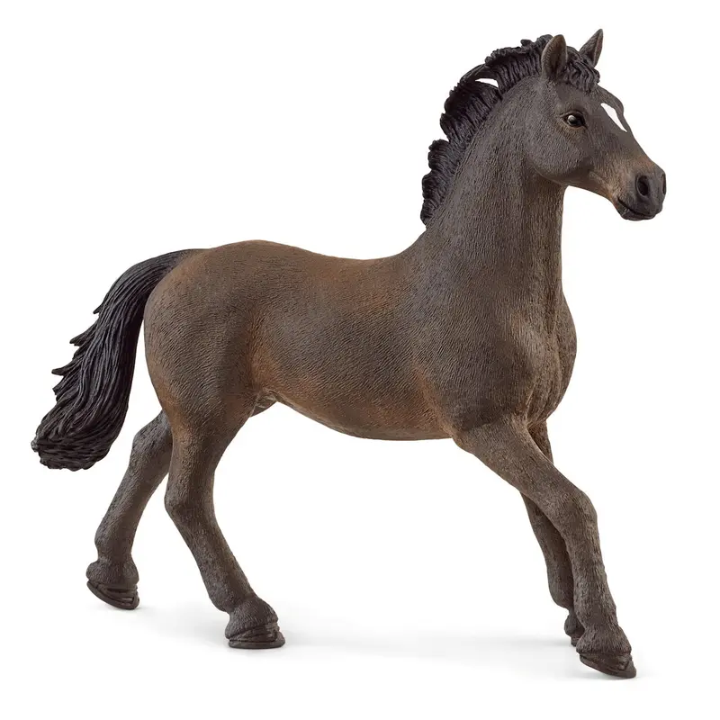 Oldenburg Stallion Statue – Regal Sport Horse Breeding Line Replica