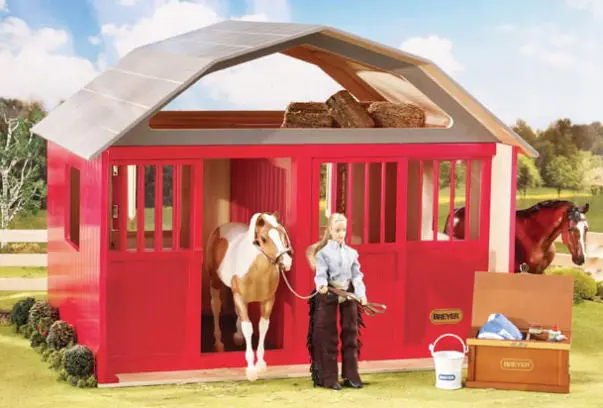Painted Two-Stall Wooden Barn Model at 1/9 Scale for Collectors