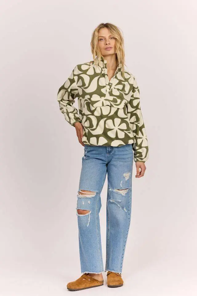 Sisstrevolution Waves in Bloom Printed Fleece