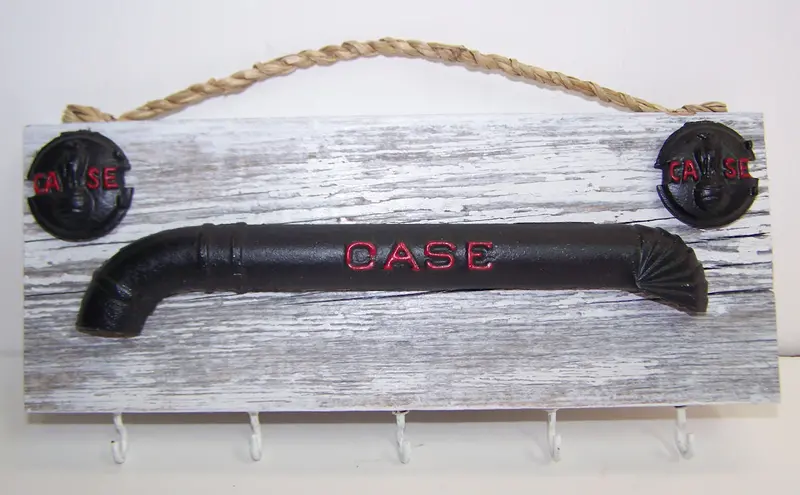 Vintage-Style Hanging Key Chain Holder – Case Design – #7910